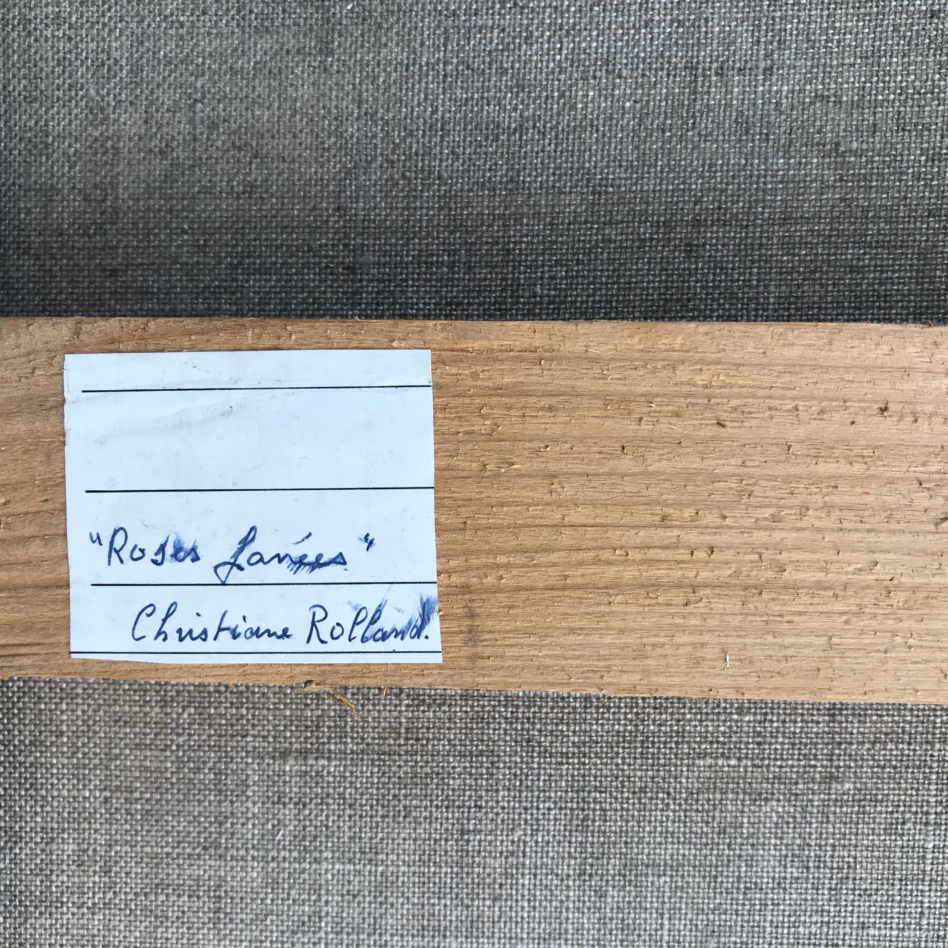 Table bouquet of yellow roses