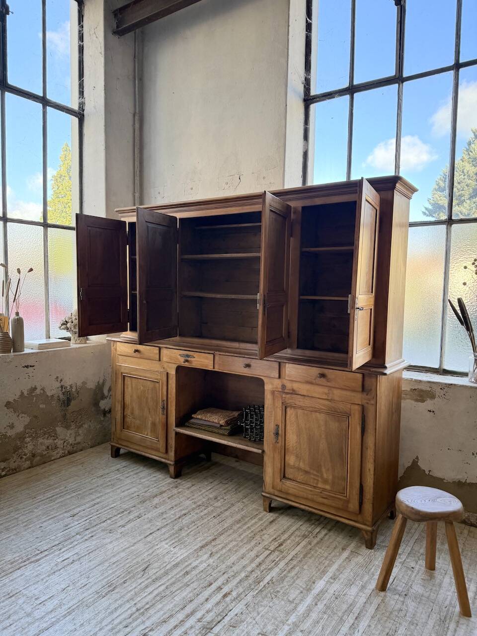 Mountain walnut furniture XXL 1900