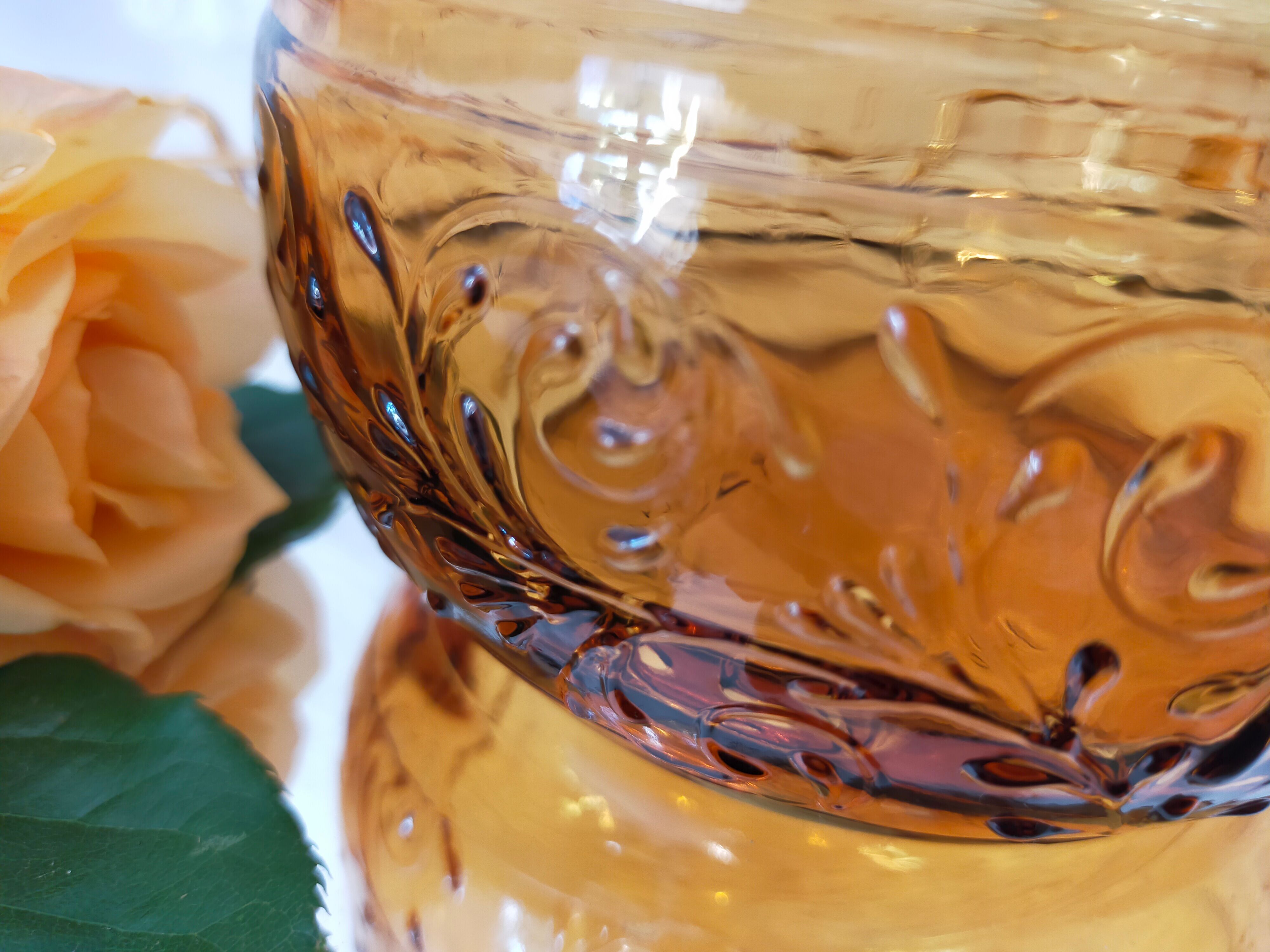 Cruche vintage à eau verre ambré  fabriquée en italie  des années 60/70