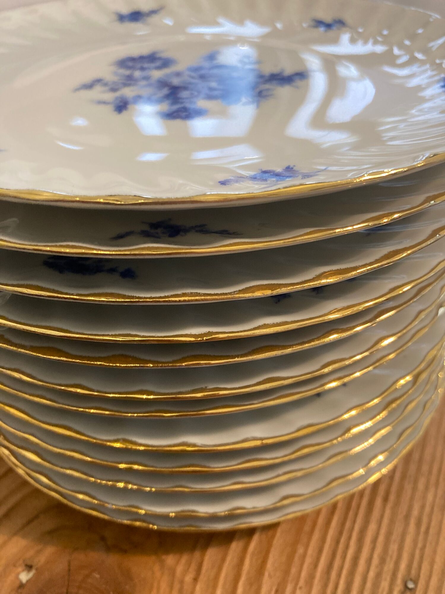 Set of 12 dessert plates blue flowers porcelain Aquitaine