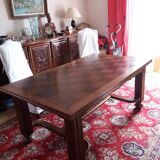 Dining room table