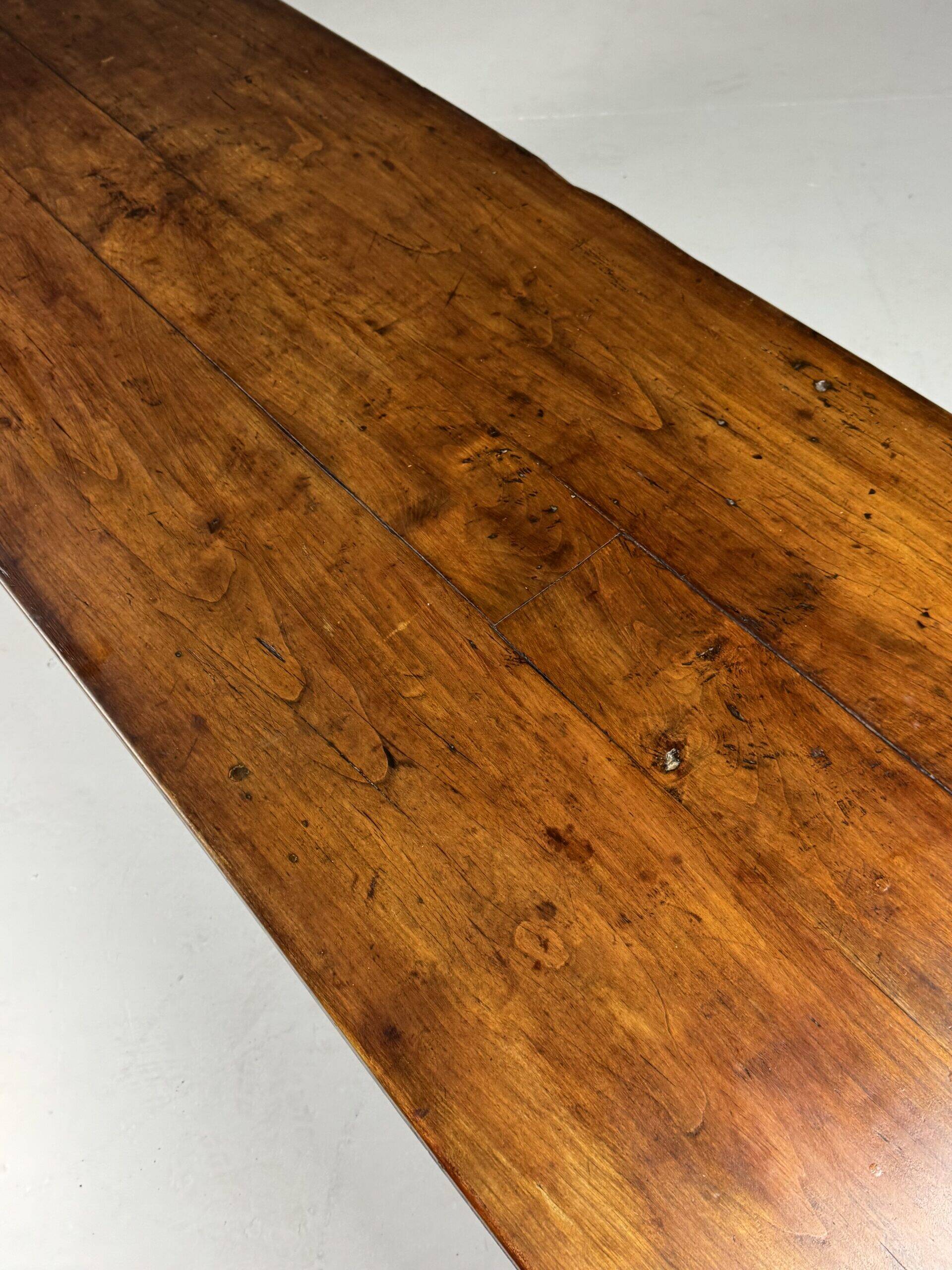 Table de ferme française de 292 cm