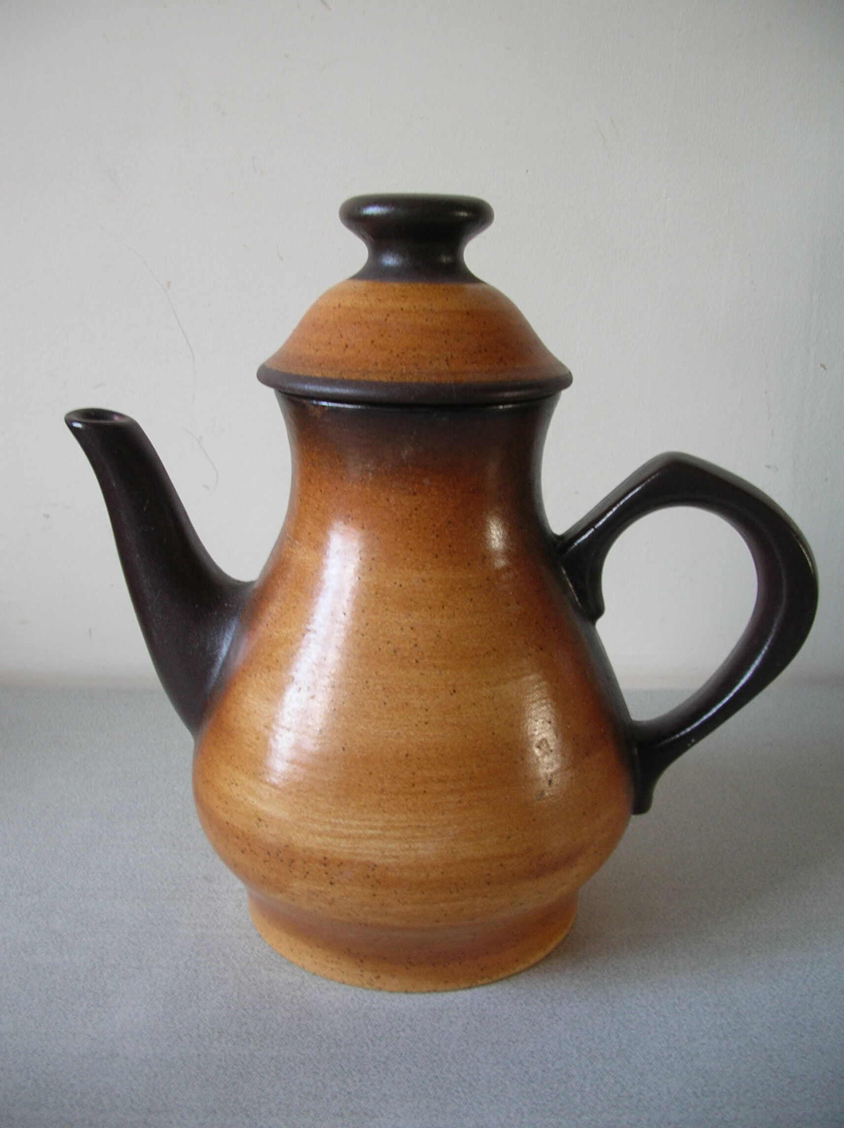 Ancienne cafetière années 1980 en faïence/grès Meylan St Amand déco cuisine campagne
