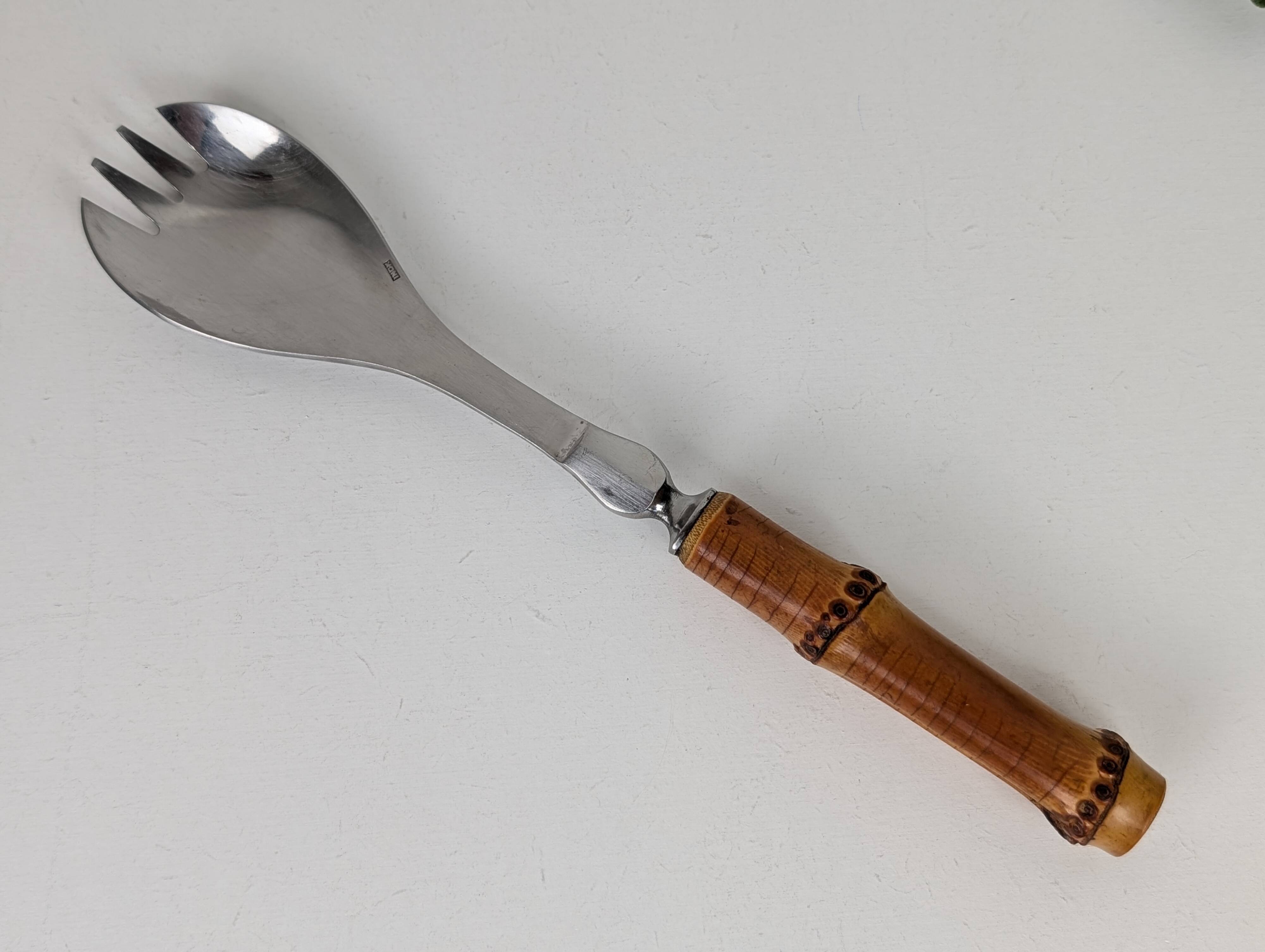 Salad servers with bamboo handles