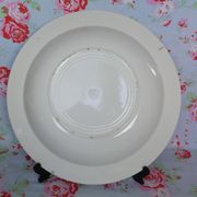 Plat creux style art deco formes géometriques vintage vert et rouge