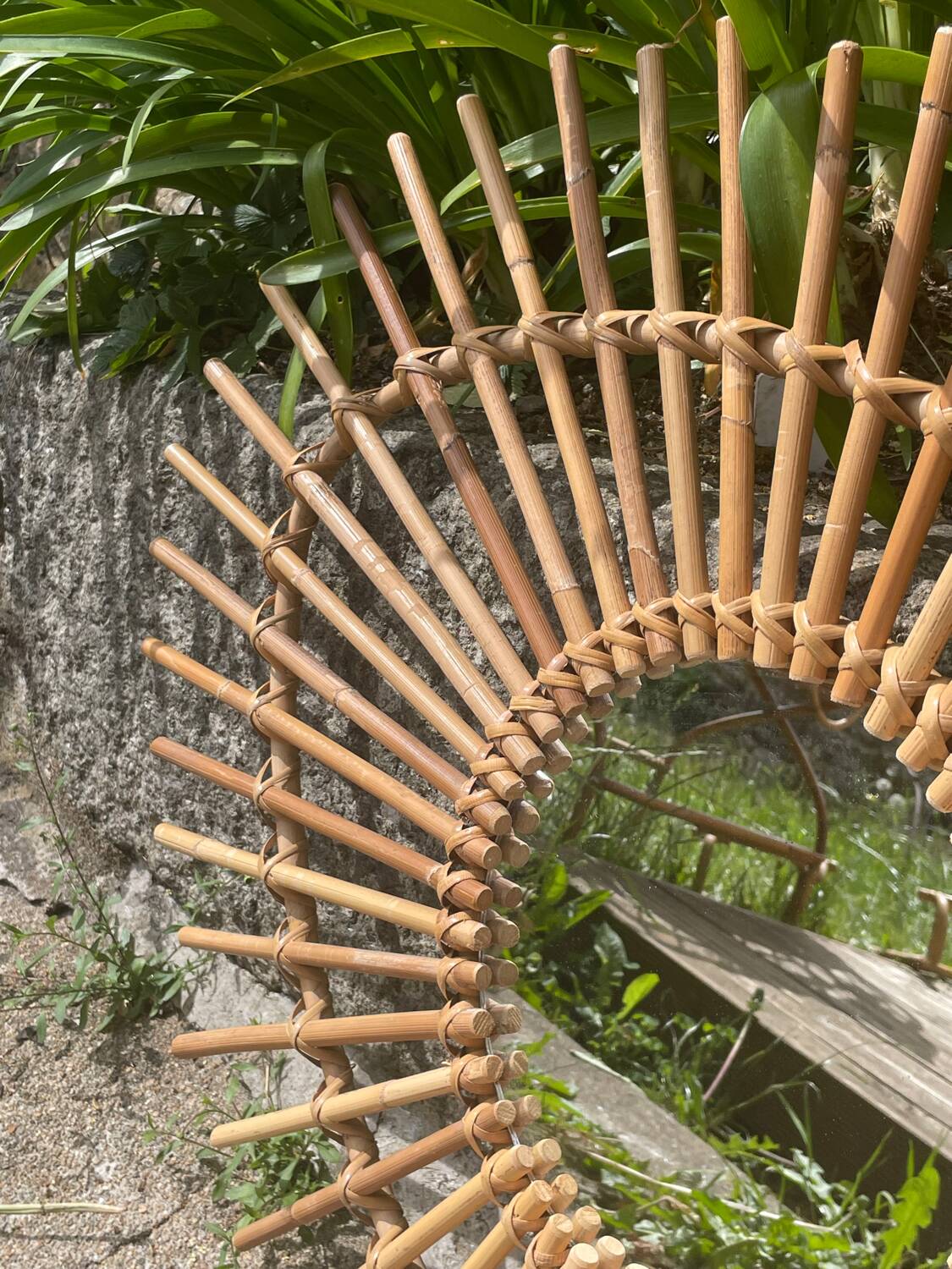 Rattan sun mirror 70'