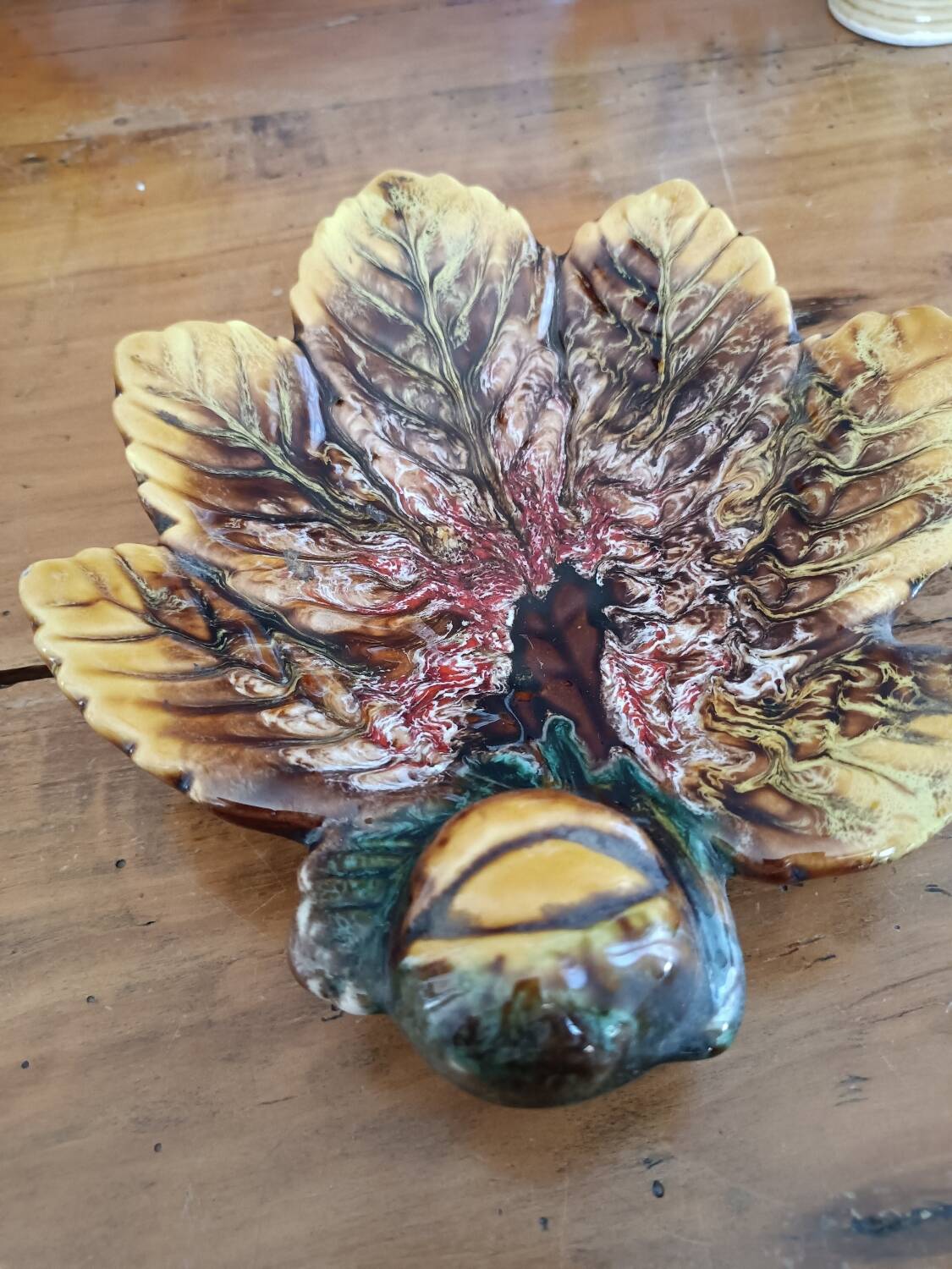 Feuille de marronnier en barbotine