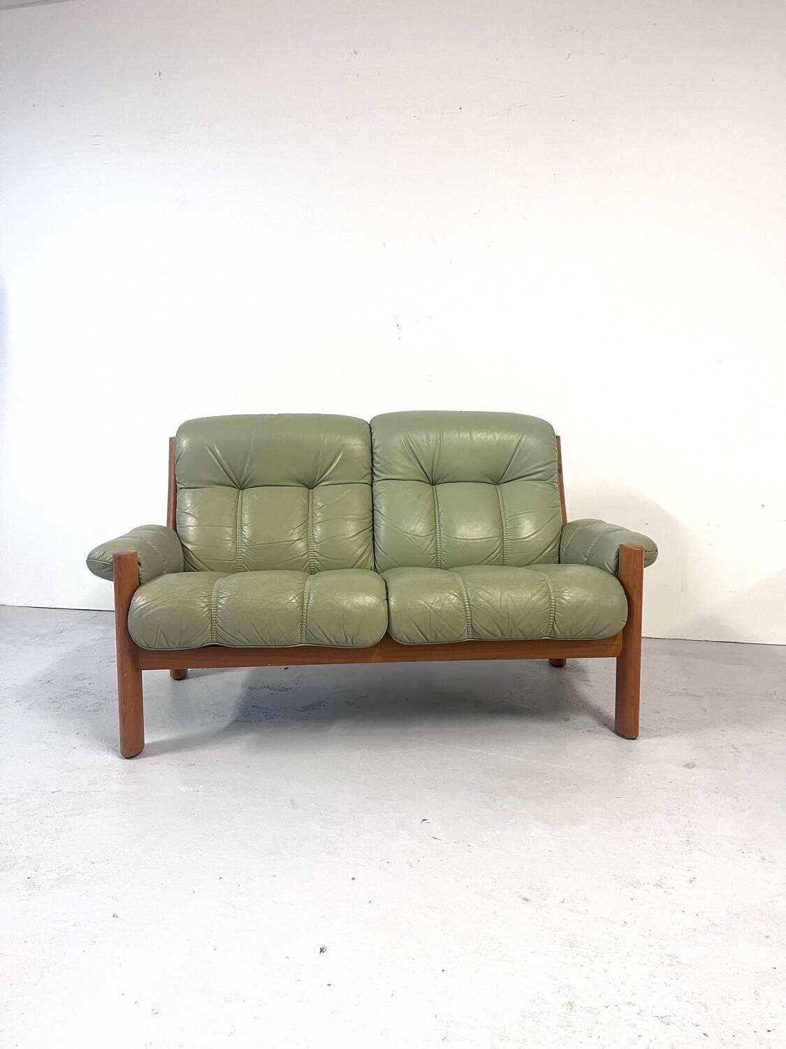 Canapé norvégien deux places des années 1980
