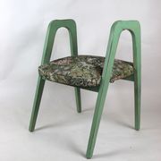 Lot de 2 tabourets verts à fleurs vintage