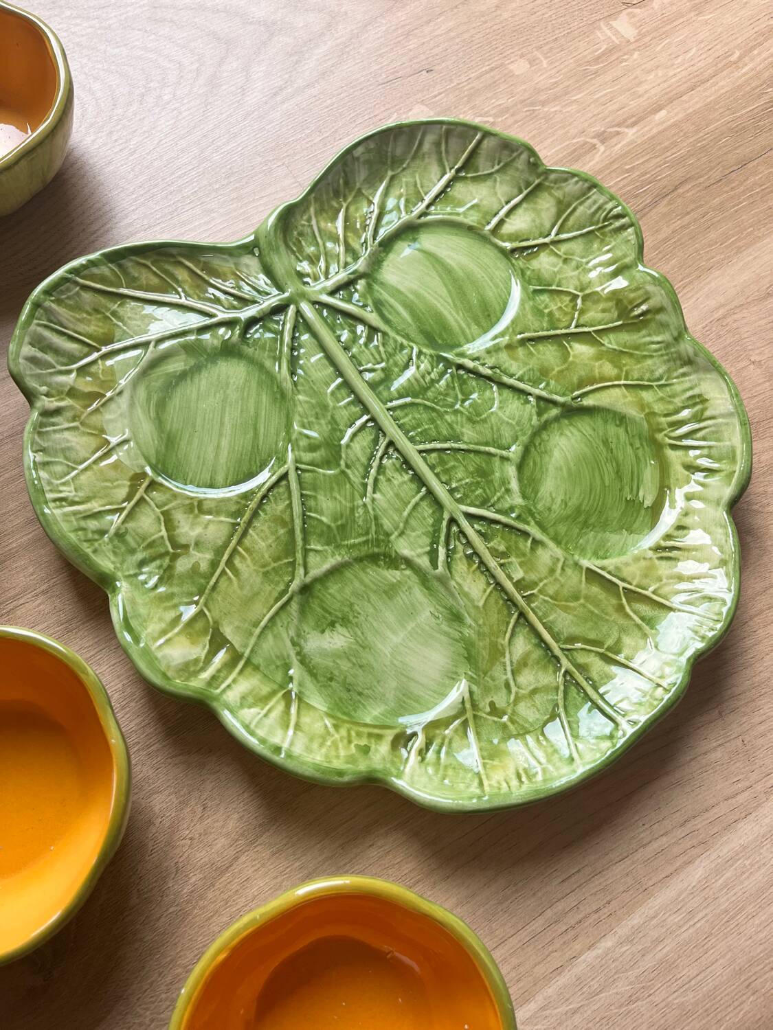 Melon shaped dish and bowls