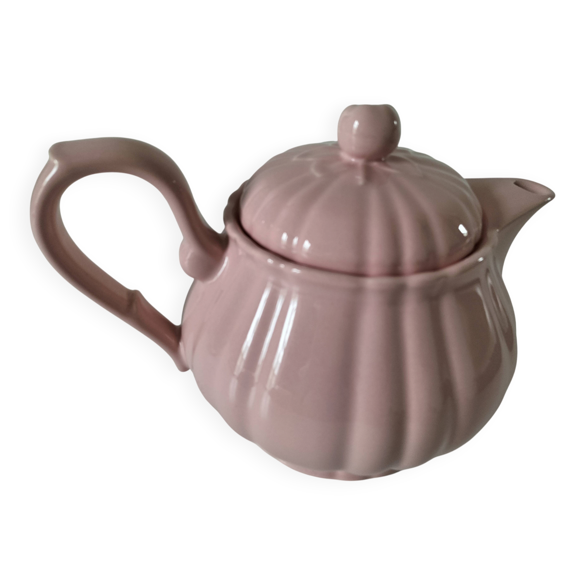 Vintage mid-century ribbed pink powder teapot by Salins.