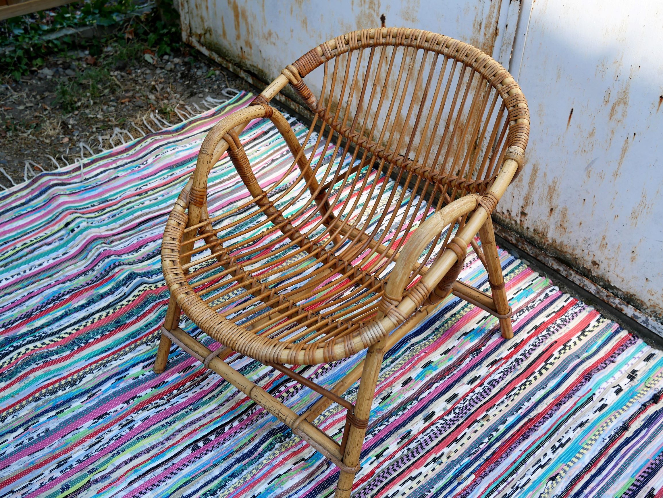 Vintage rattan "shell" armchair