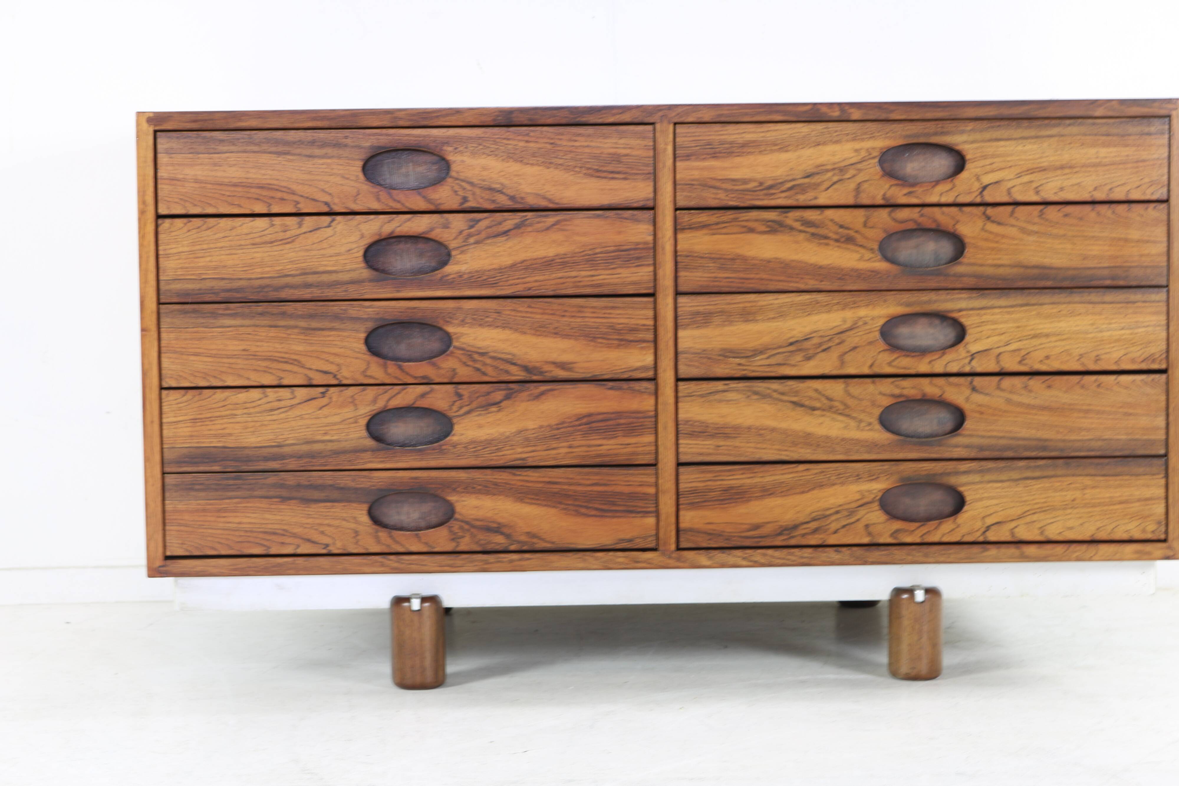 Beautiful italian design secretary desk by Frattini for Bernini