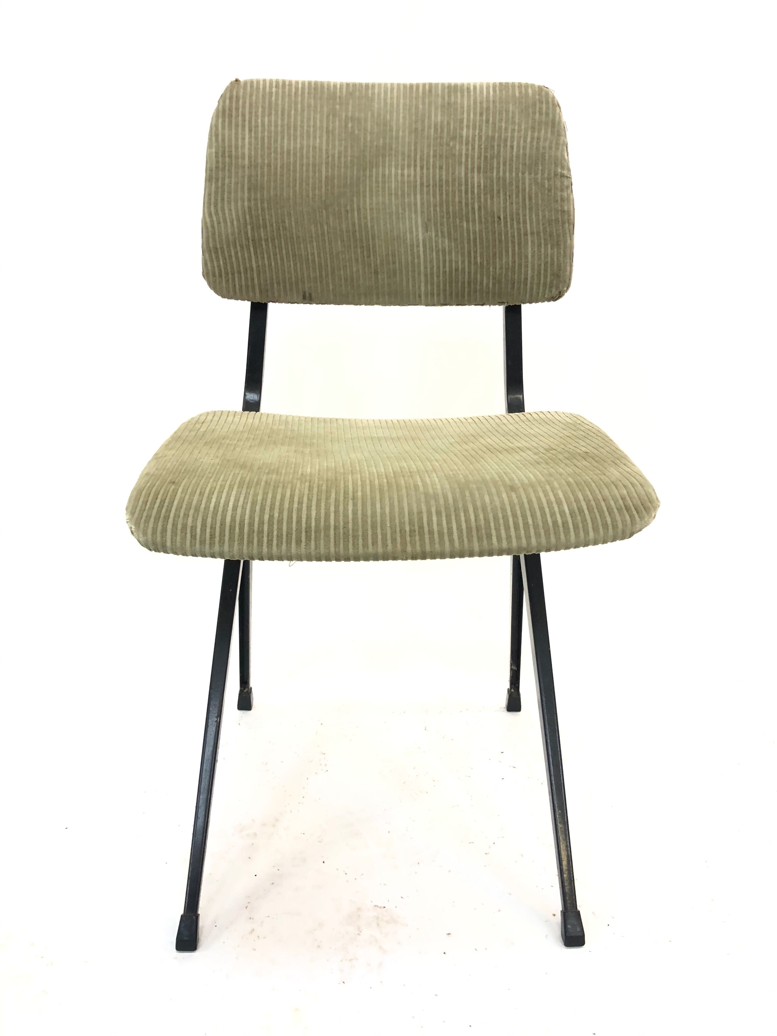 Spin Chair 102 Ynske Kooistra chair for Marko Holland Netherlands of the 60s