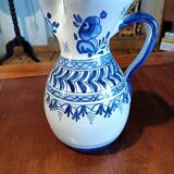 Pitcher. Talavera pottery