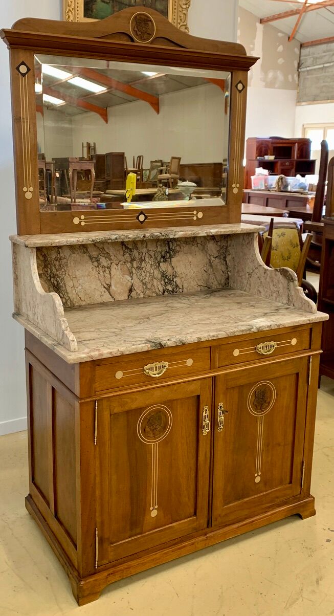 Toilet furniture Art Nouveau period 1900