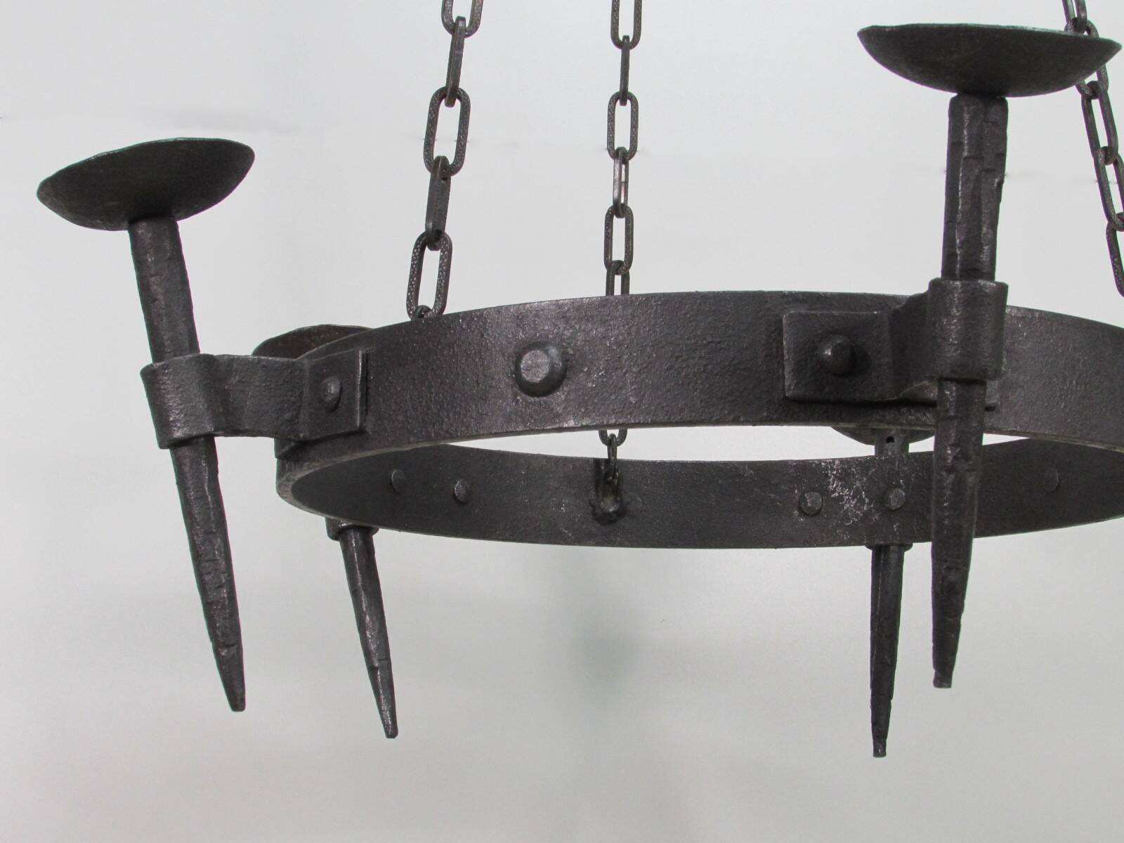 Lustre candélabre en fer forgé années 1950