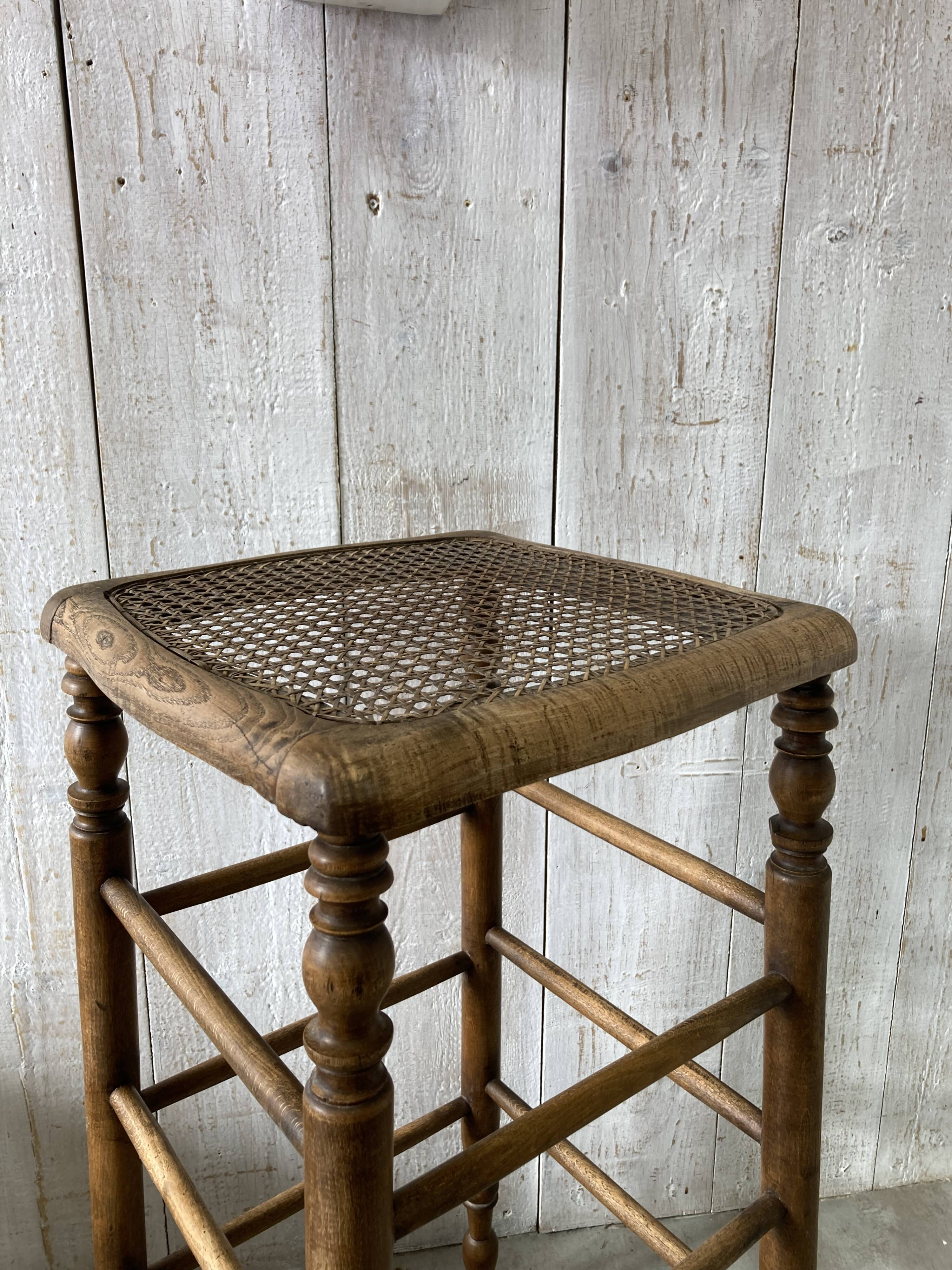 Tabouret bois/cannage