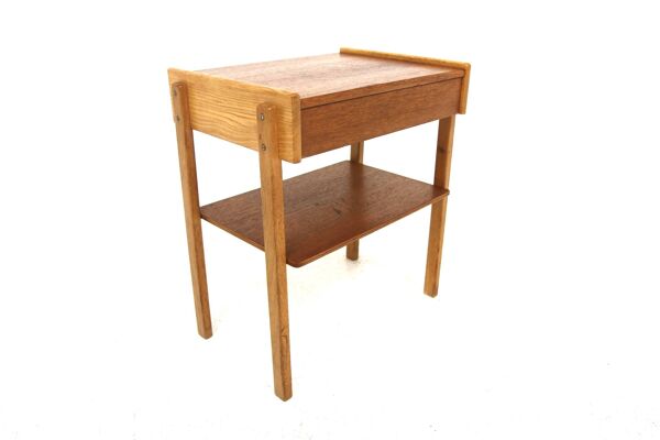 Table de chevet scandinave en teck et en chêne, Suède, 1960