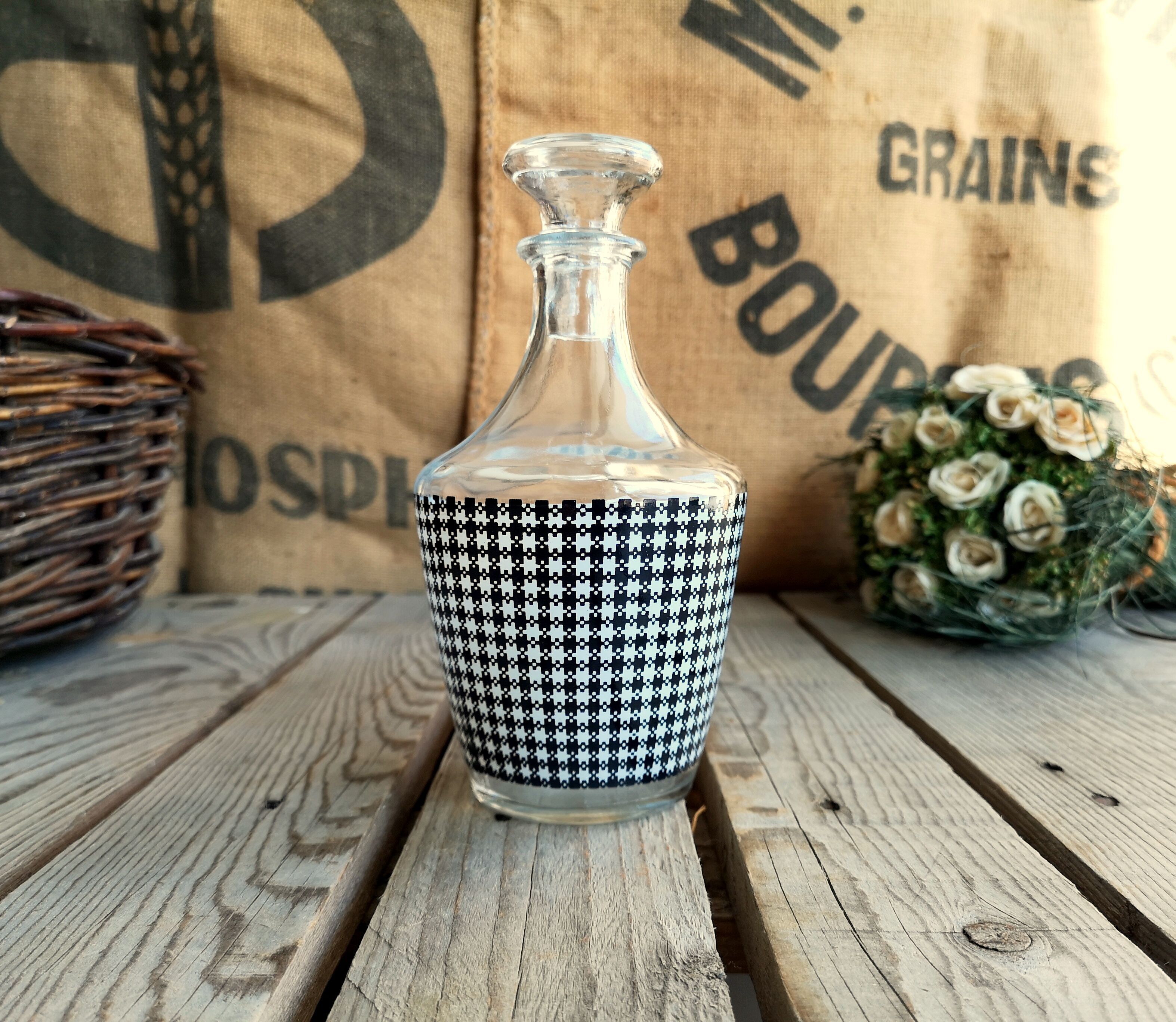Carafe Luminarc Vintage with Bouchon with Black and White Carreaux décor