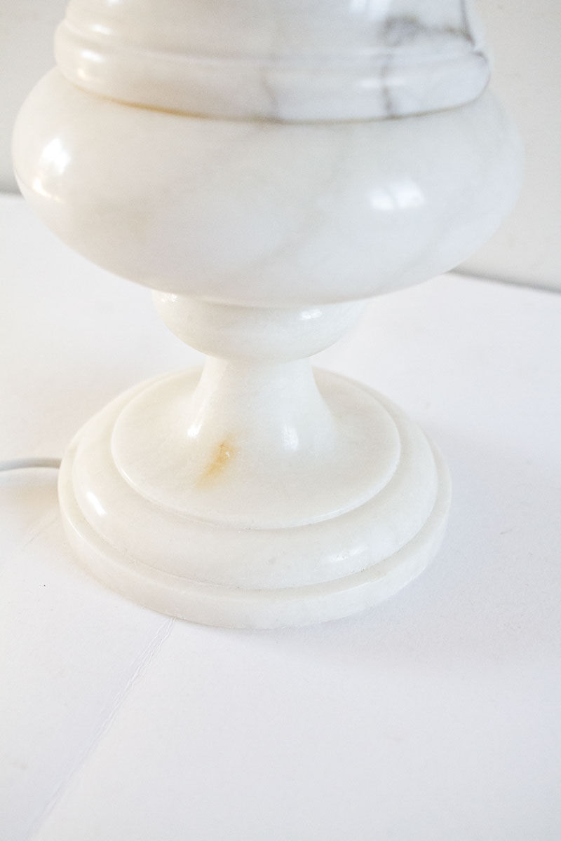 Alabaster lamp