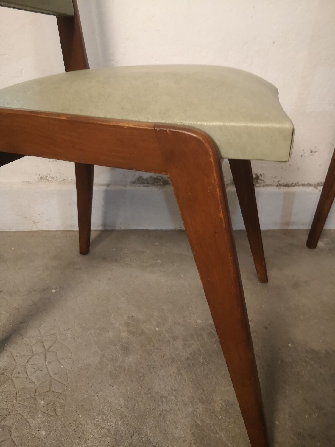 Set of 4 vintage chairs