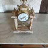 Pendule style Louis XVI