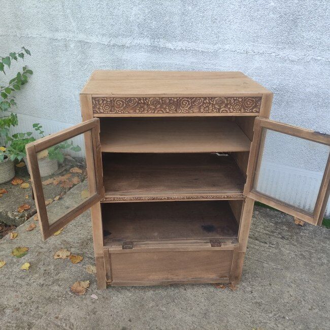 Art Deco showcase, buffet