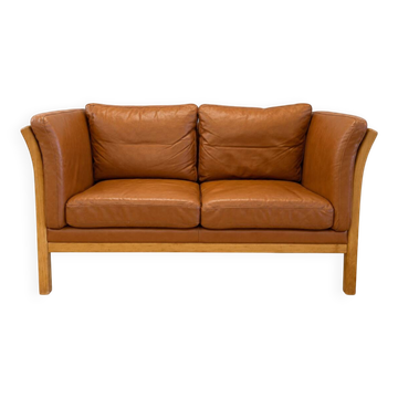 Canapé vintage danois pour 2 personnes en cuir cognac avec cadre en chêne