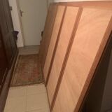 Oval walnut table with 5 extensions