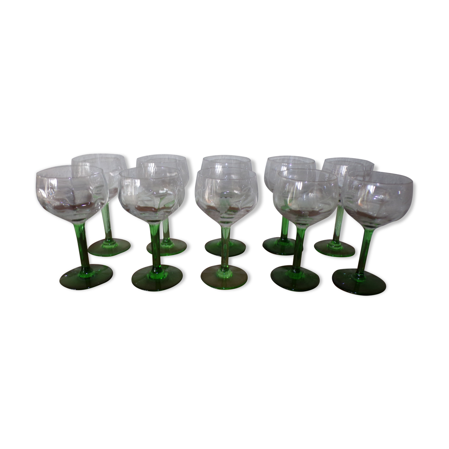 10 glasses of crystal wine engraved bunch of vintage grapes