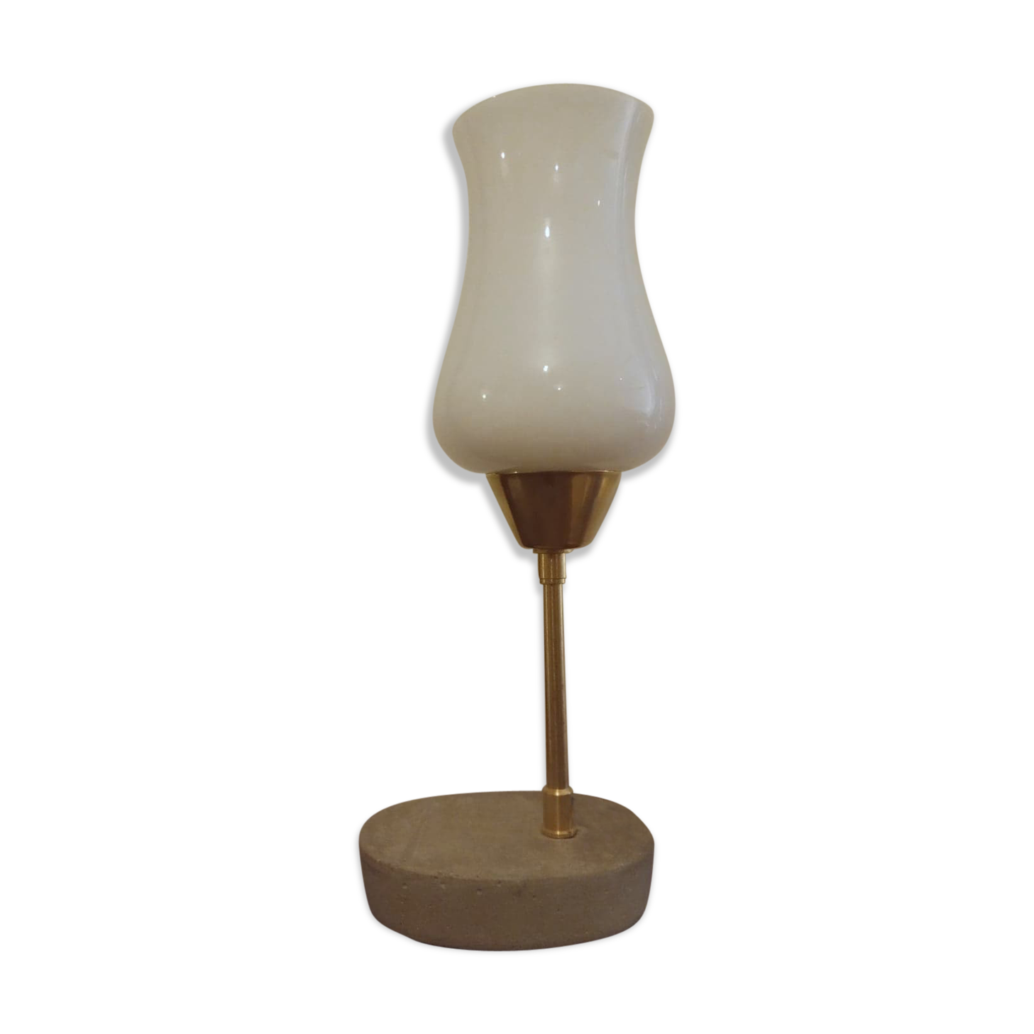 Opaline lampshade mounted on a concrete base