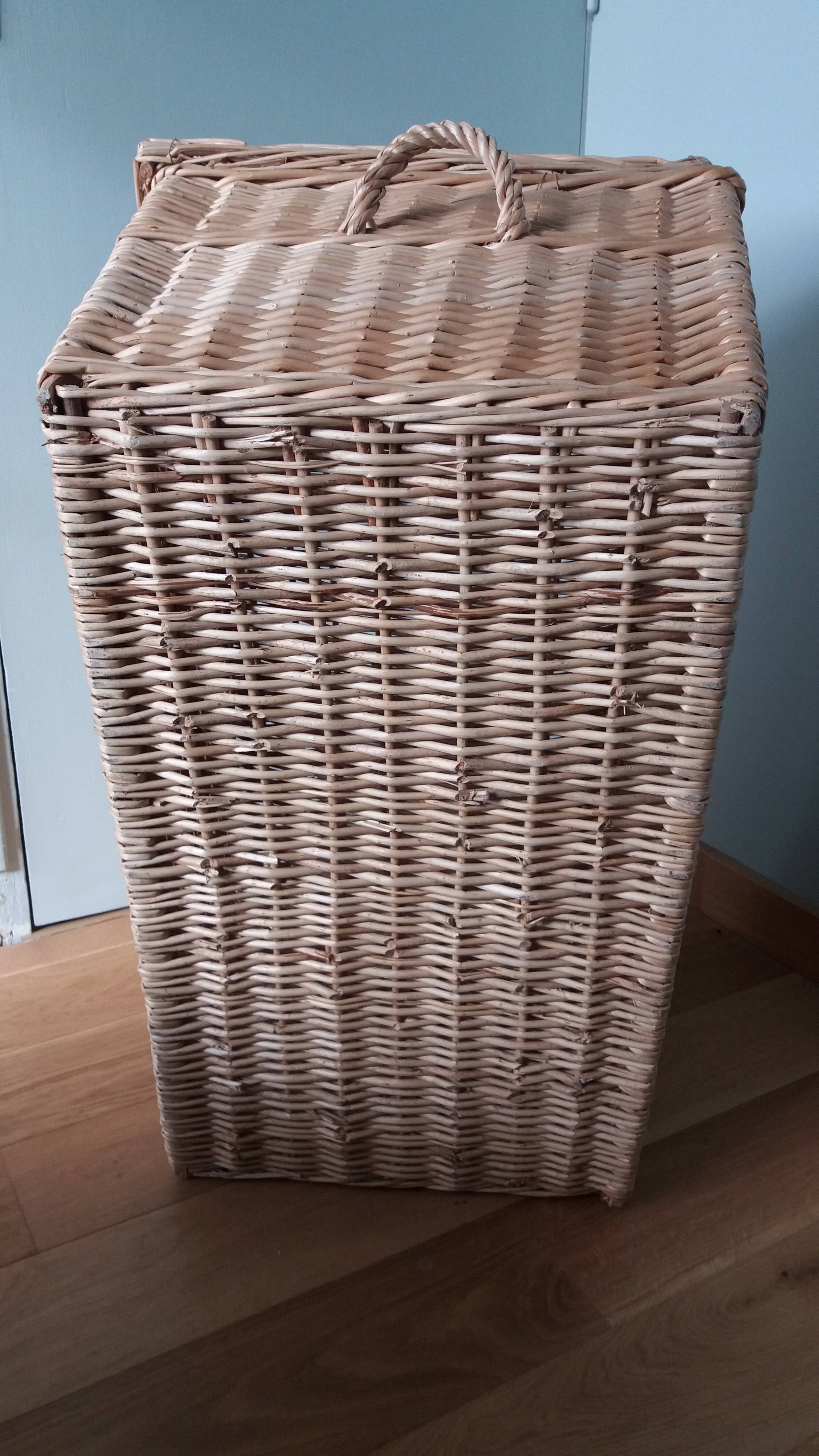 Wicker crate, very large basket