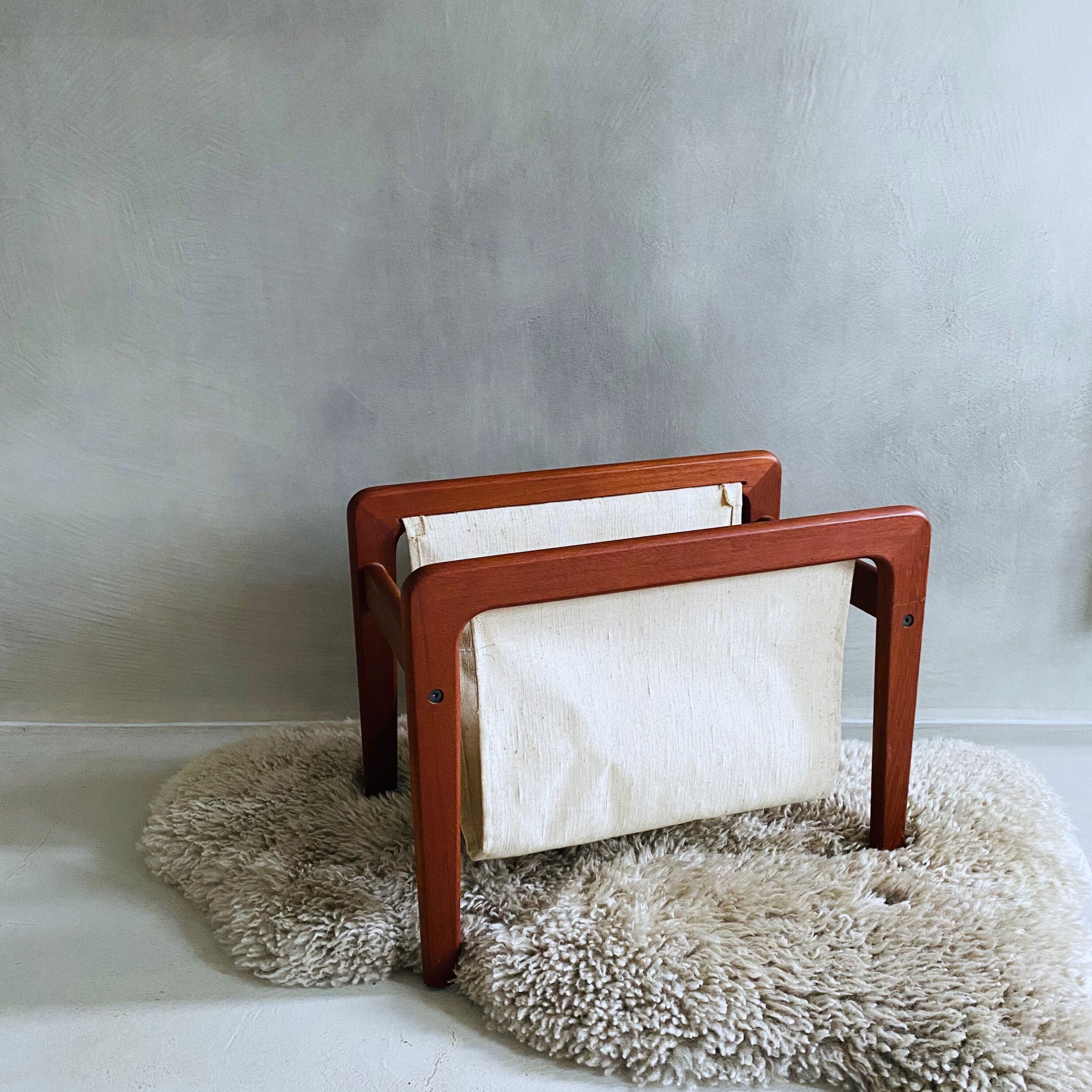 Vintage magazine rack scandinavian design
