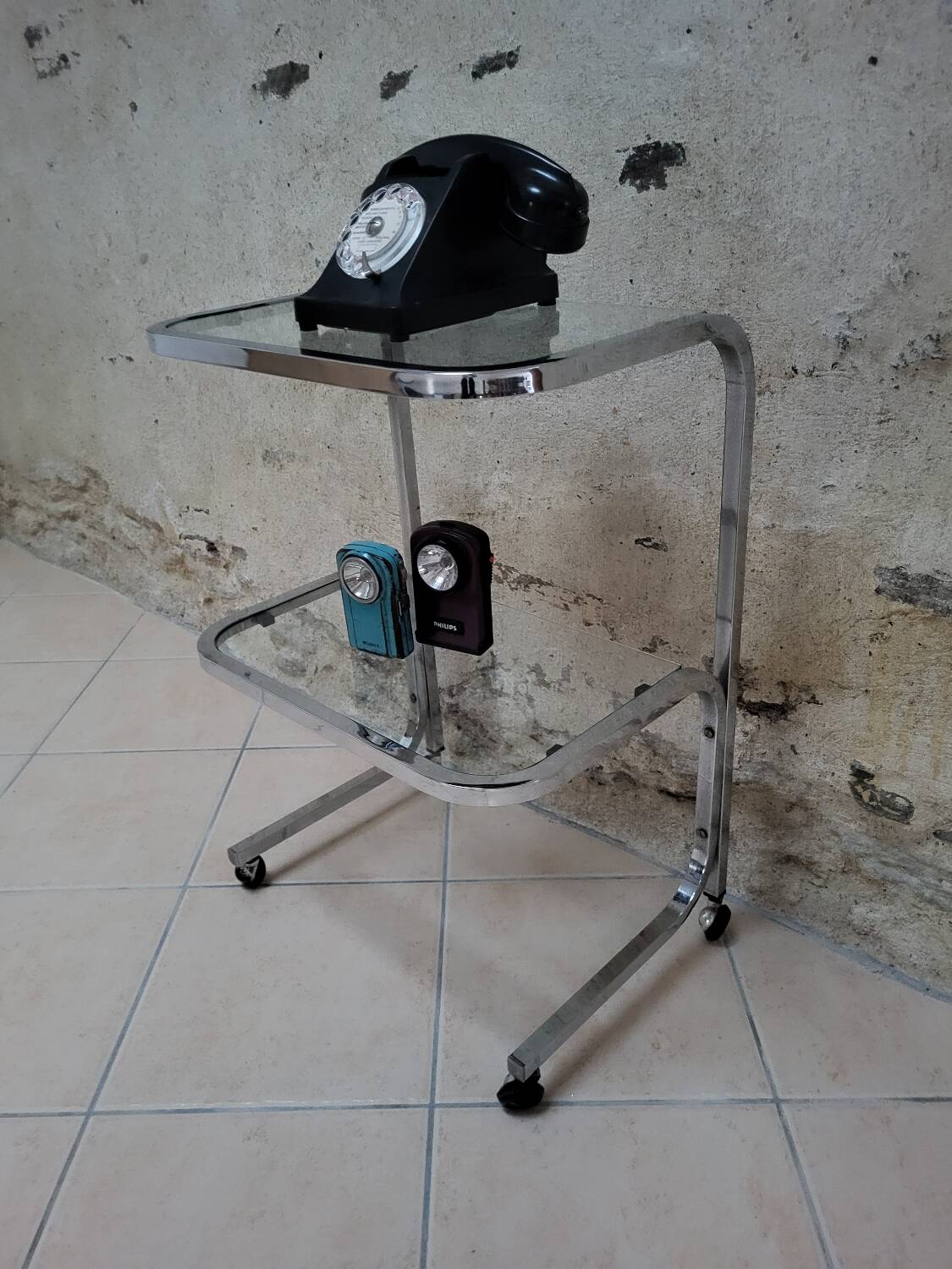 Chrome-plated metal shelf on legs, 1970s