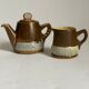 Theiere and milk jar thereof