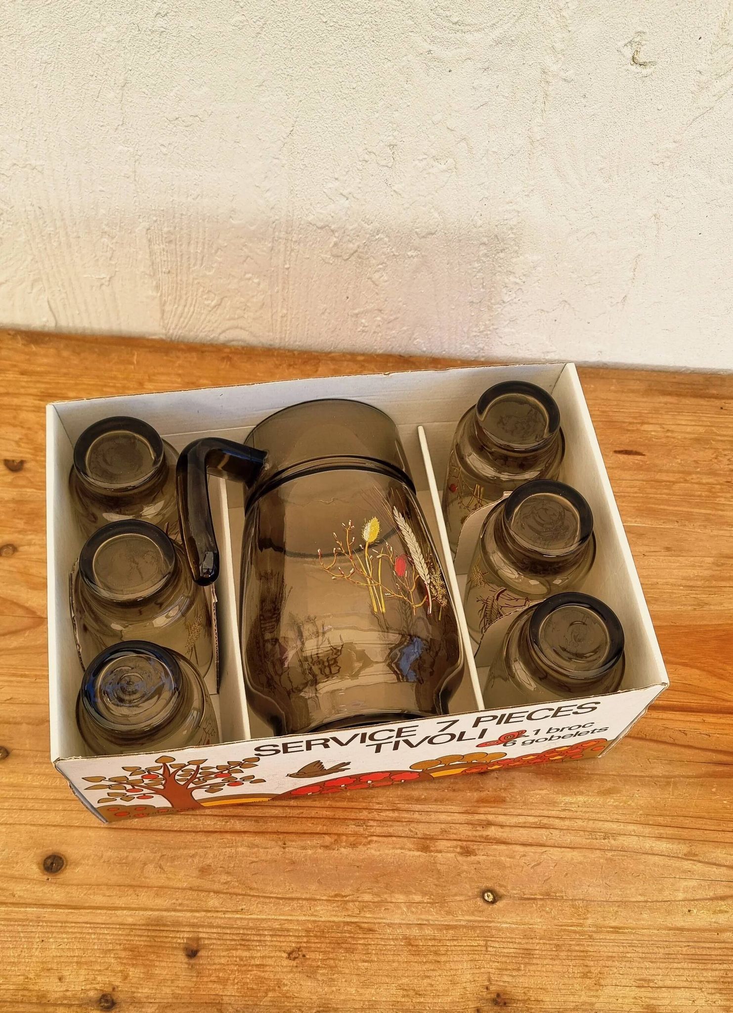 Vintage orangeade service J.G. Durand Tivoli in smoked glass, 7 pieces.