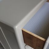 The 1940s vintage Dresser