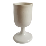 White-footed cup