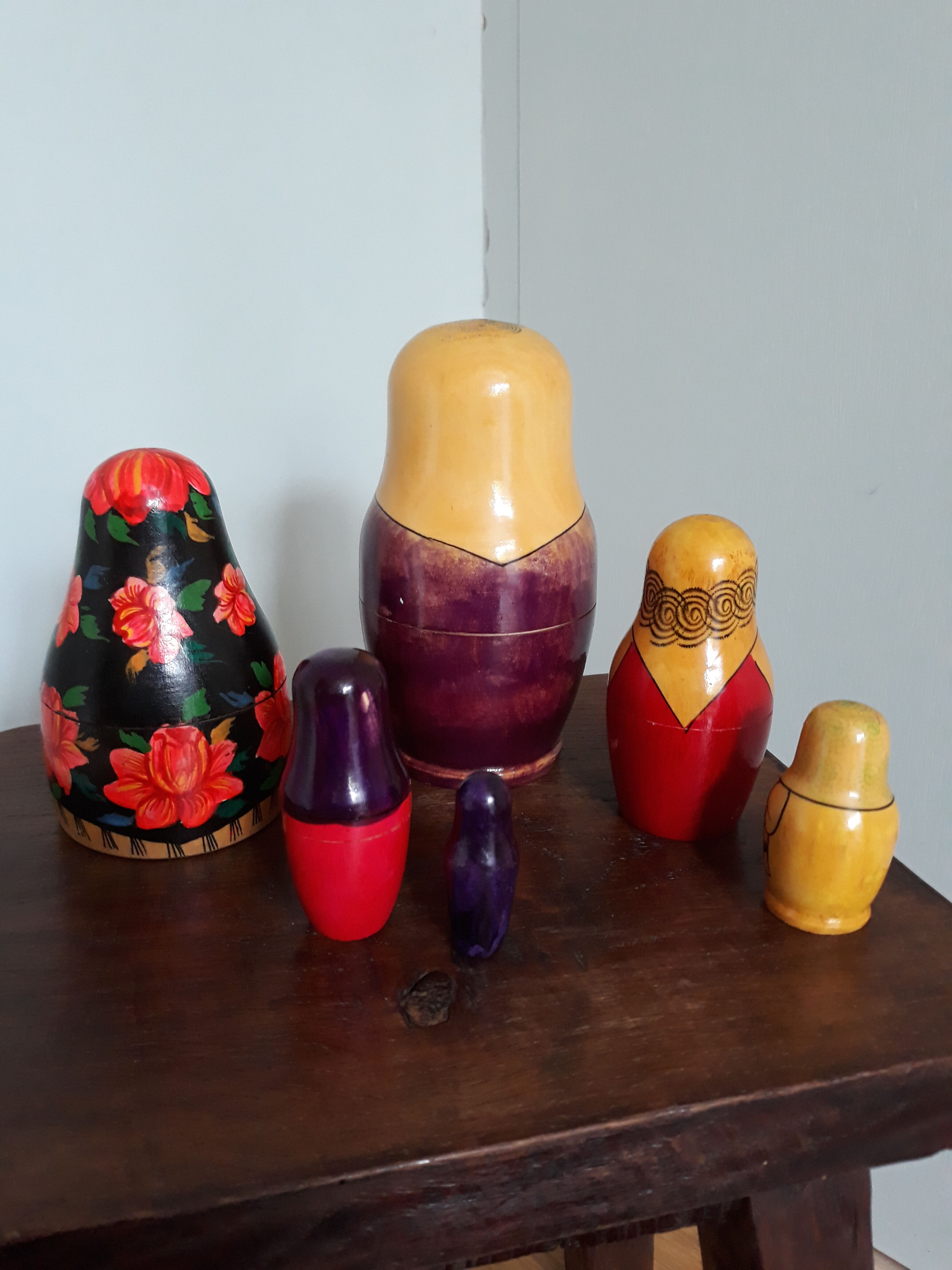 Russian nesting dolls matriochka mismatched