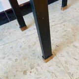 paire de petites tables d'appoint en chêne et métal