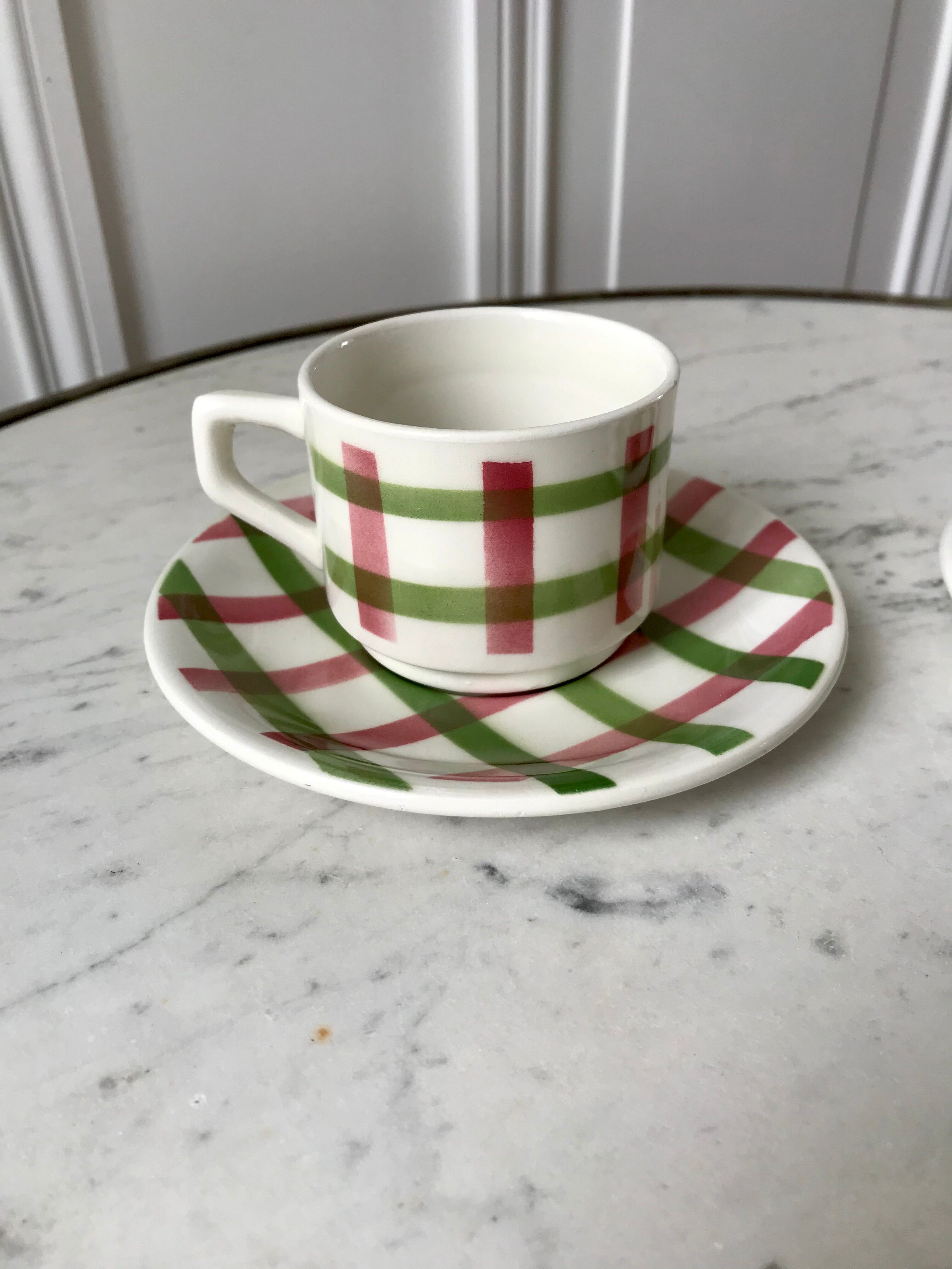 Duo de tasses et sous-tasses à café motif écossais / vichy années 50