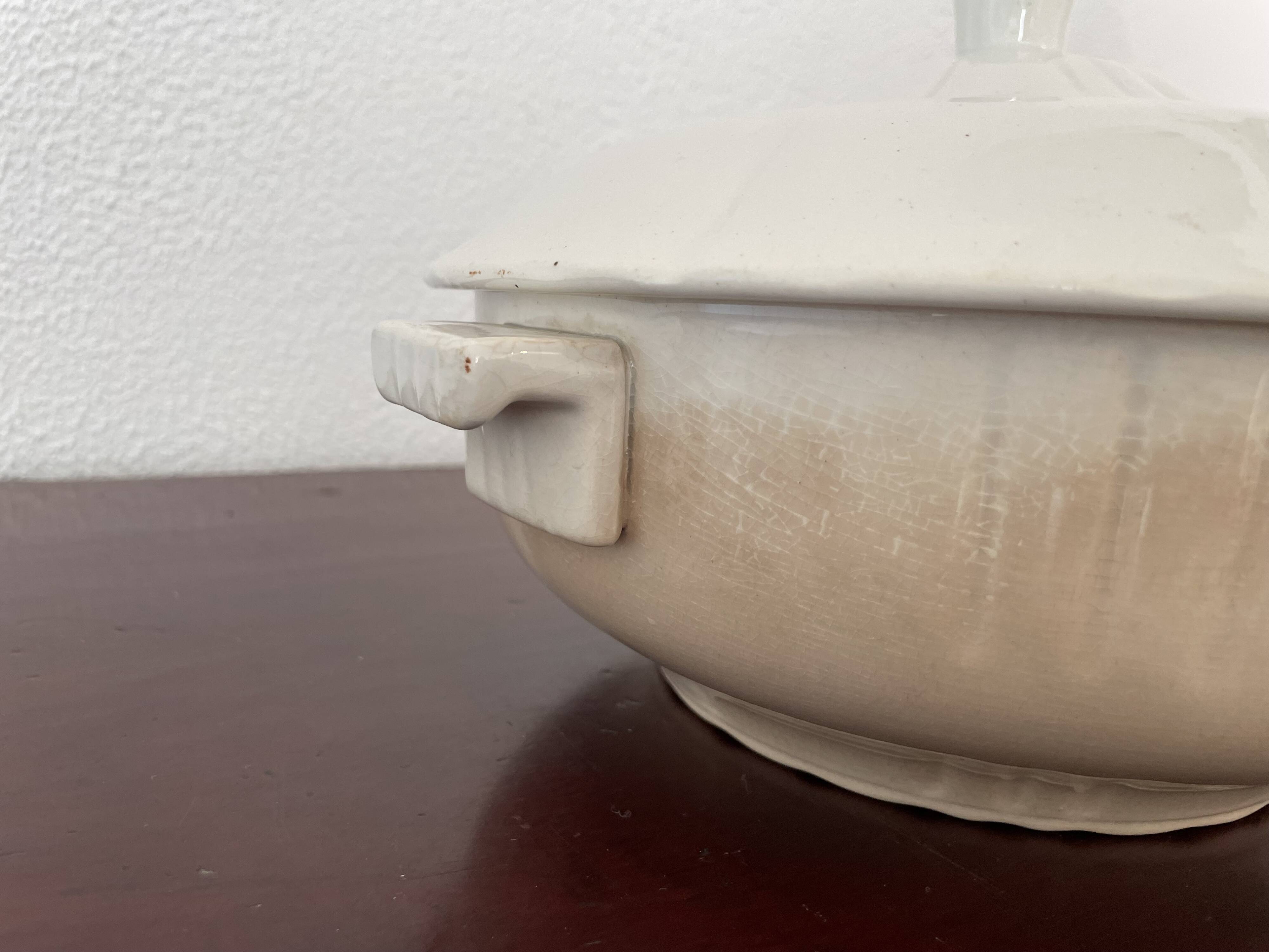White iron clay soup tureen Moulin des Loups & Hamage Nord