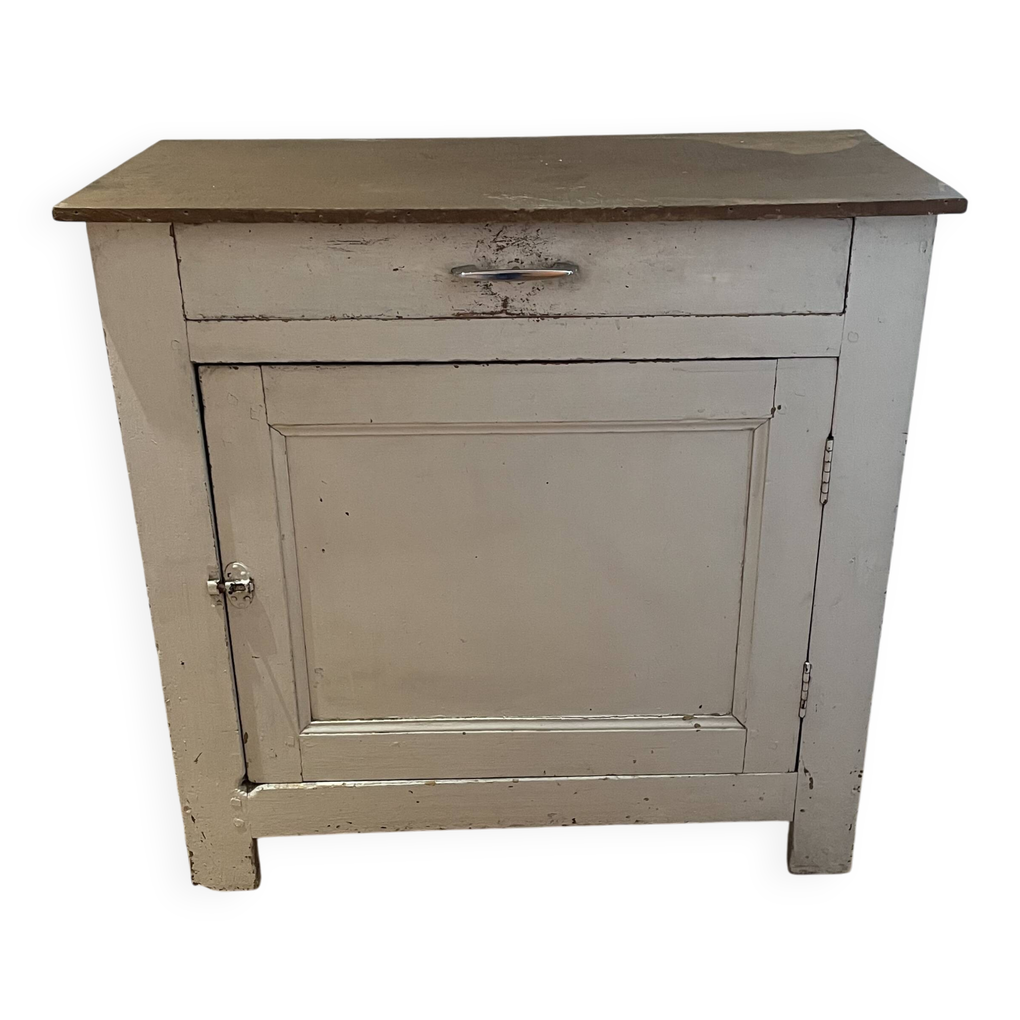 Vintage Parisian buffet compote