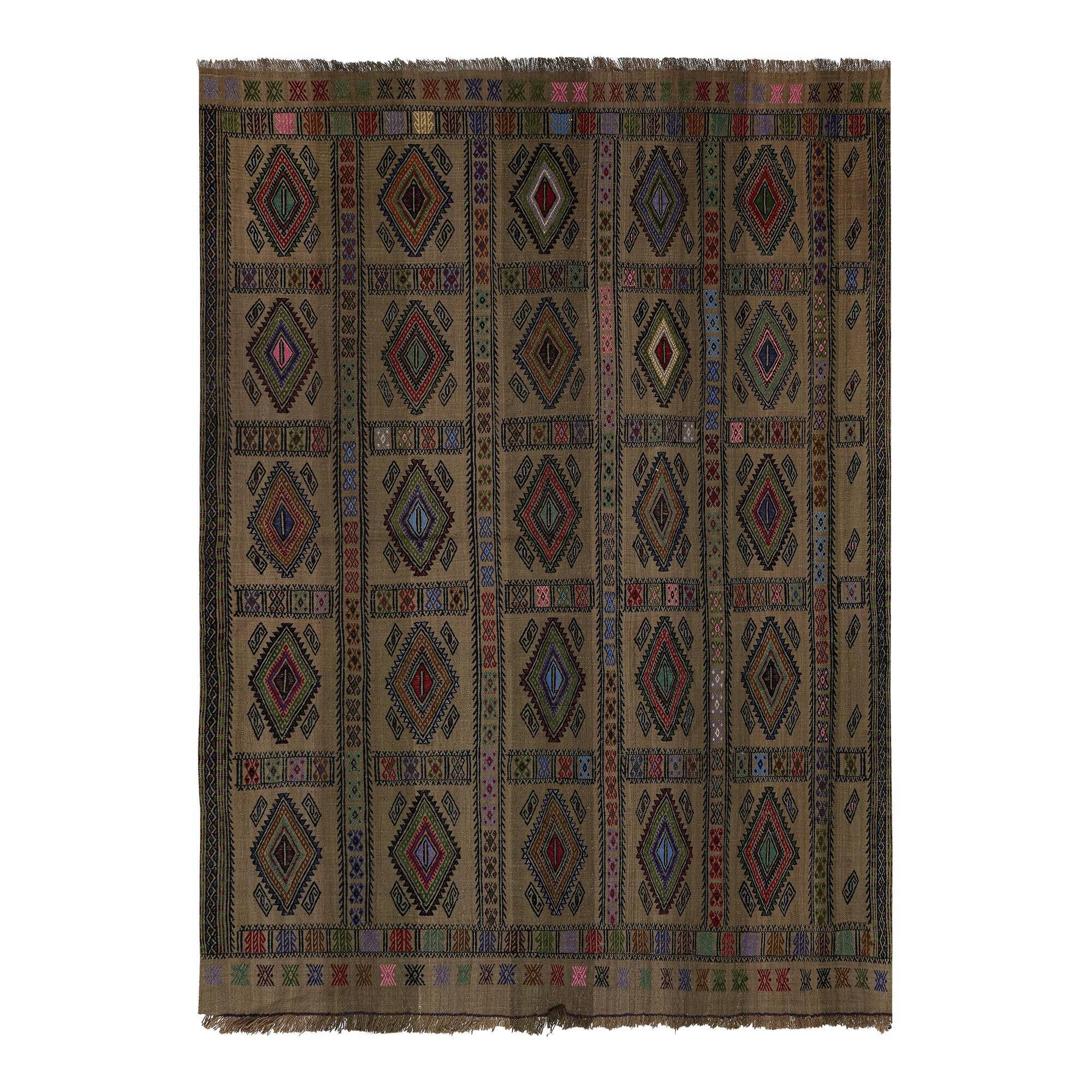 Vintage Turkish kilim, handwoven, 173x236 cm.