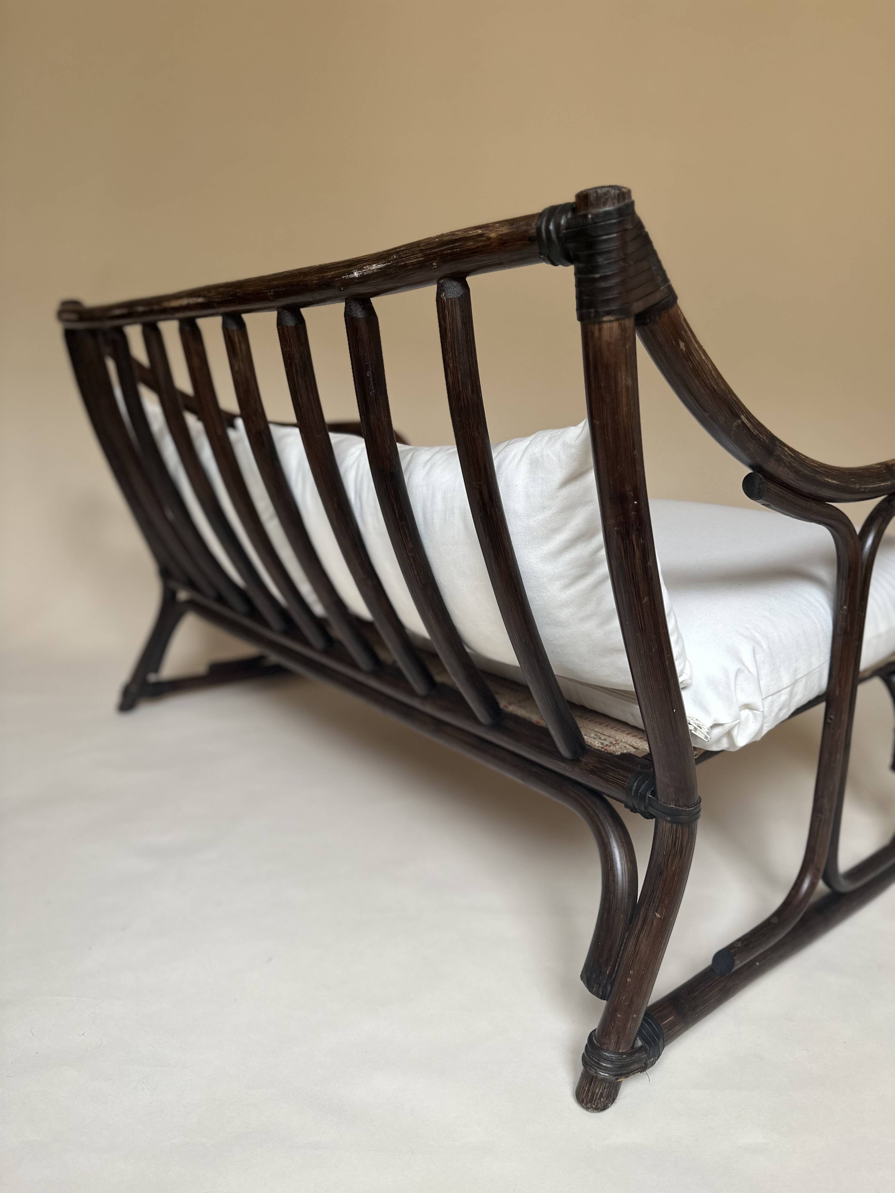 Two-seater rattan bench