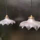Paire suspensions en verre holophane