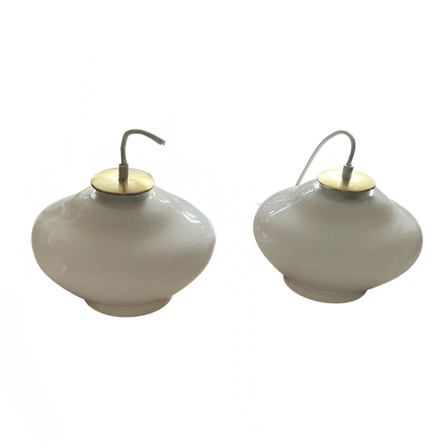 Paire de suspensions lustre abat jour en verre blanc 1950