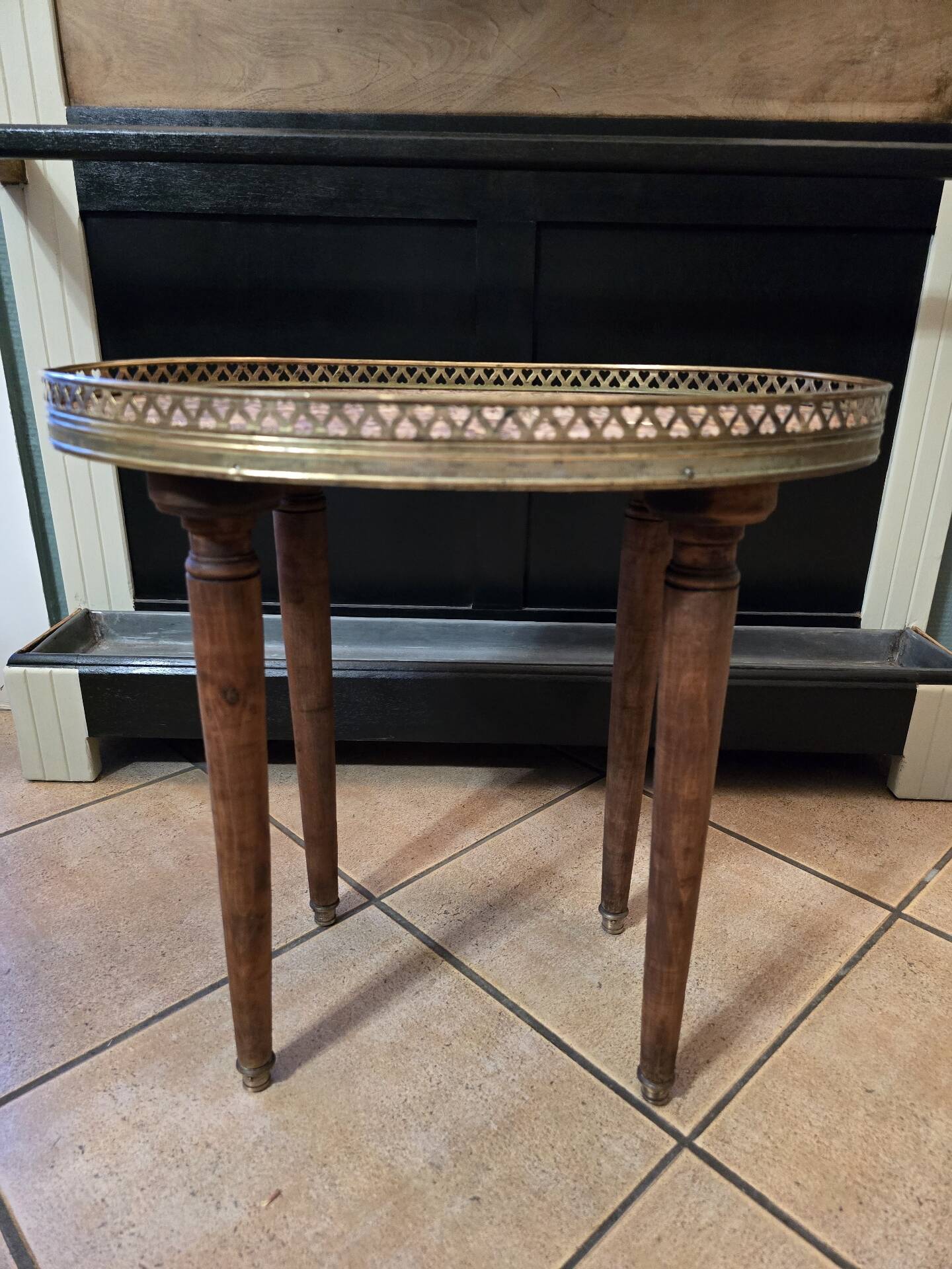 Restored Louis XVI style bouillotte table
