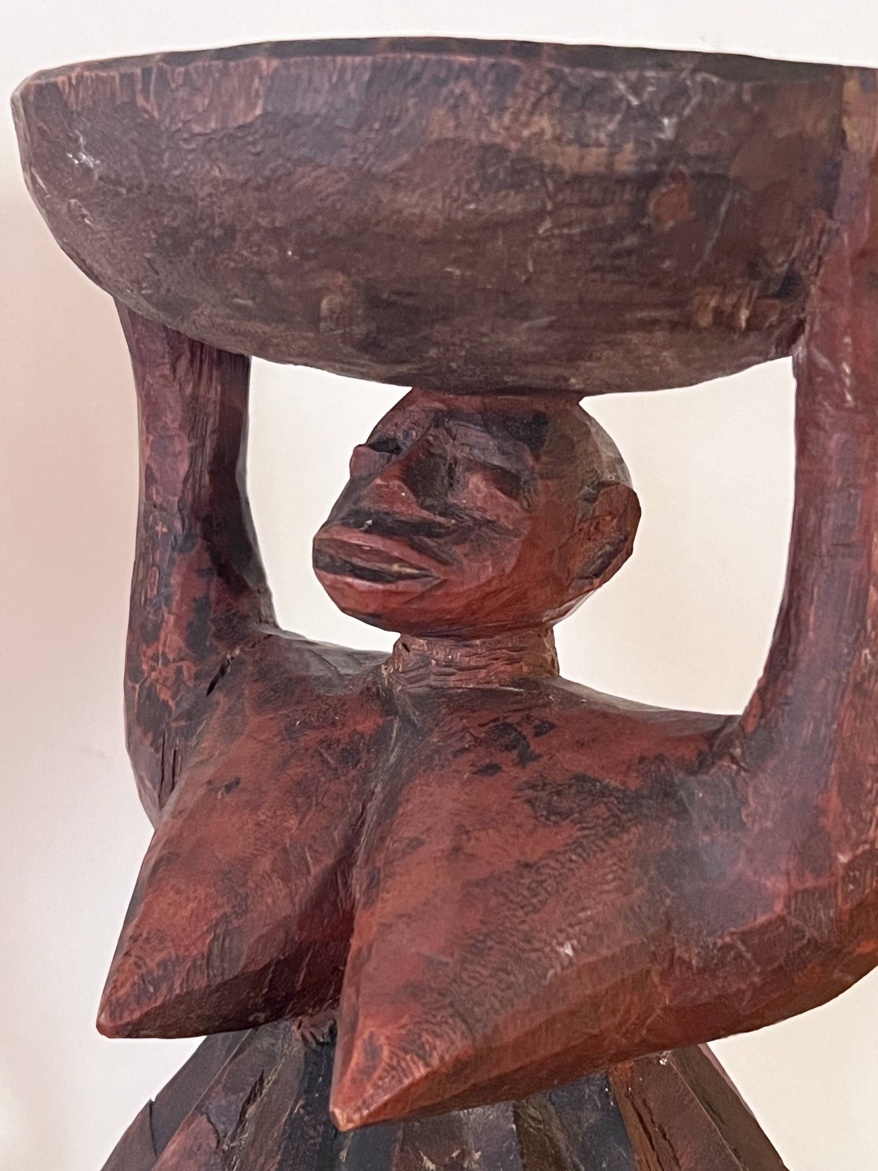 Wooden cup - Woman with pleated skirt (Burkina Faso)